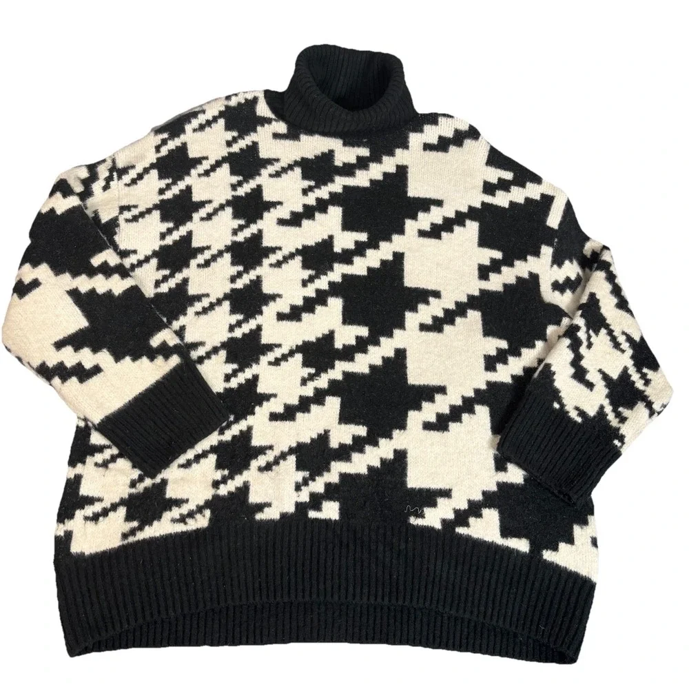 H & M Womens Turtleneck Houndstooth Sweater Black White Large Wool Jacquard